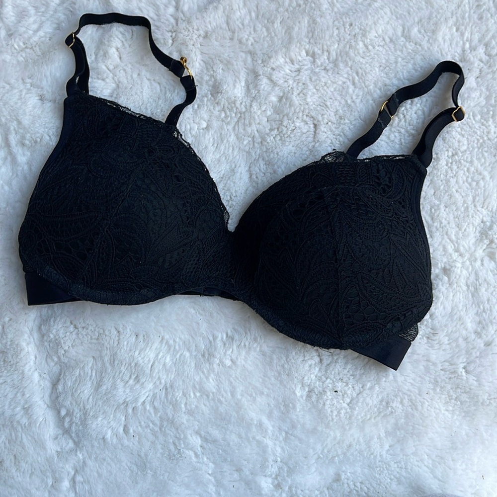 Lively Black Lace Underwire T-Shirt Bra